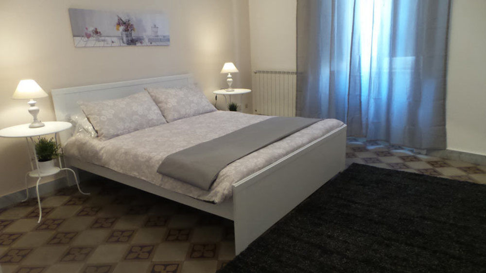 Bb Essenze Bed and breakfast 3*