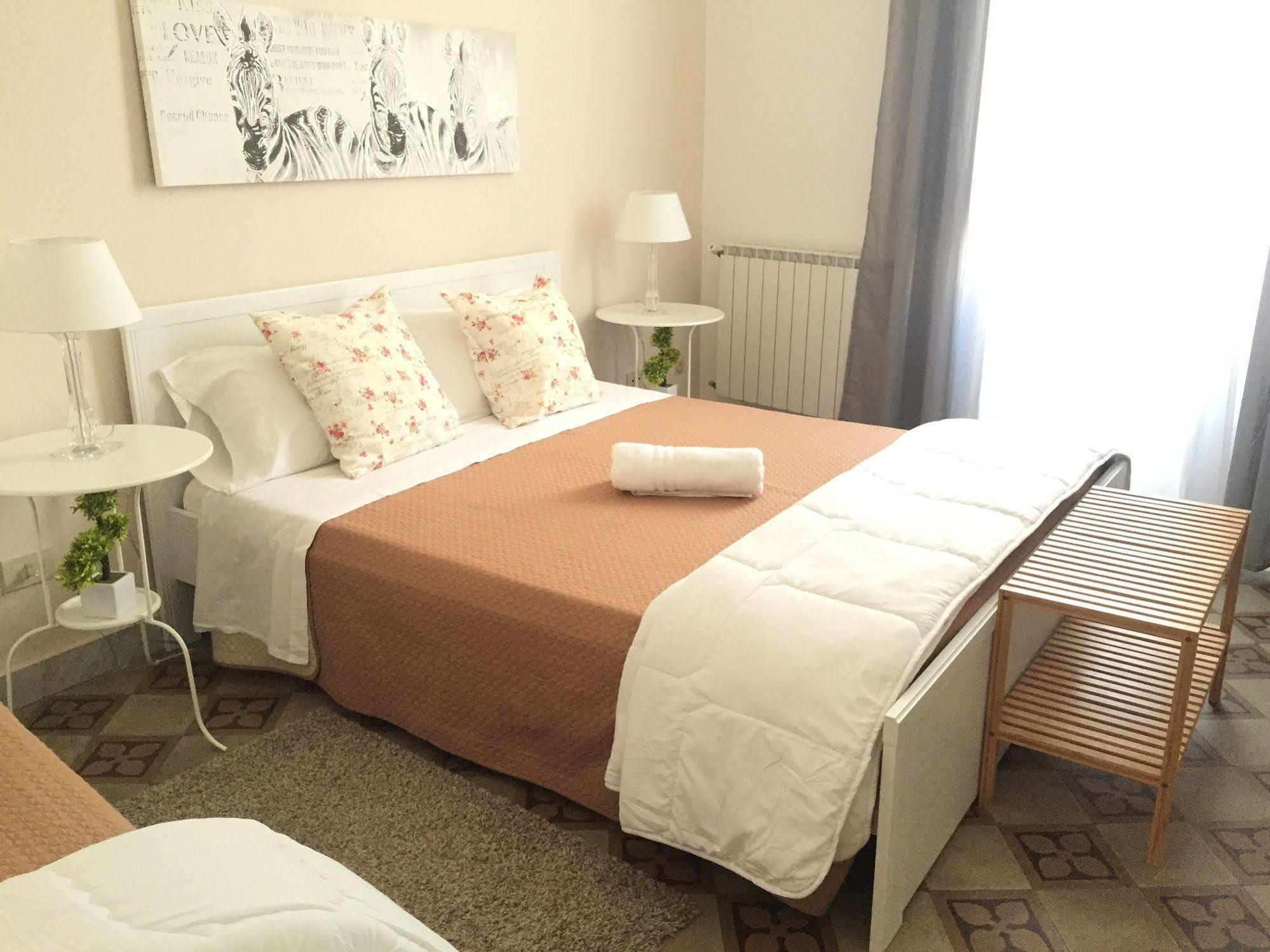 Bed and breakfast Bb Essenze 3*
